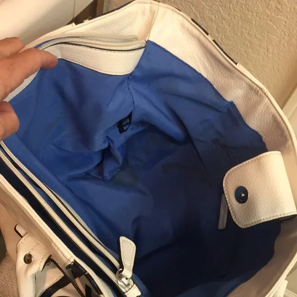 Large “Coach-Like” Bag - Picture 8 of 14